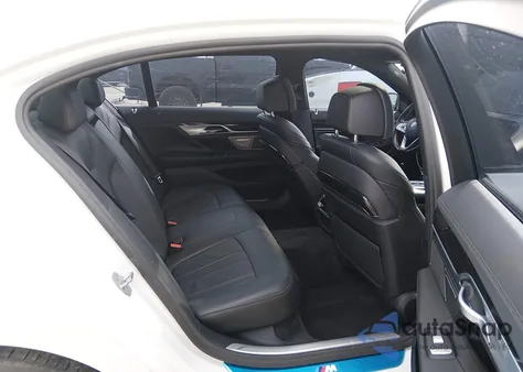 2019 BMW 740I из США, поврежденный, VIN WBA7E2C59KB454433